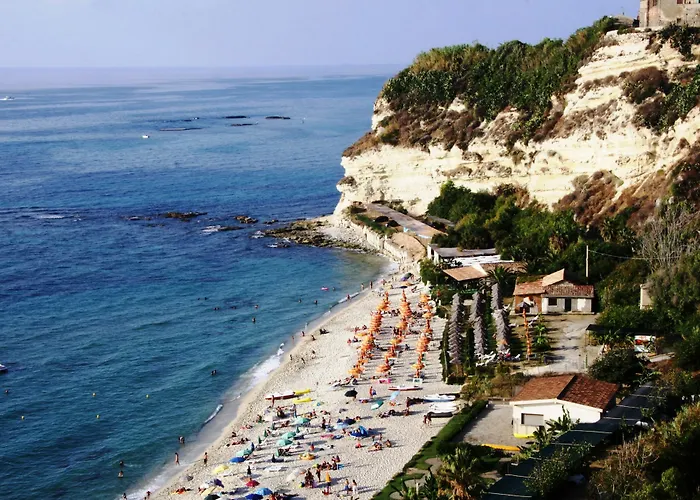 Villaggio Stromboli 4*