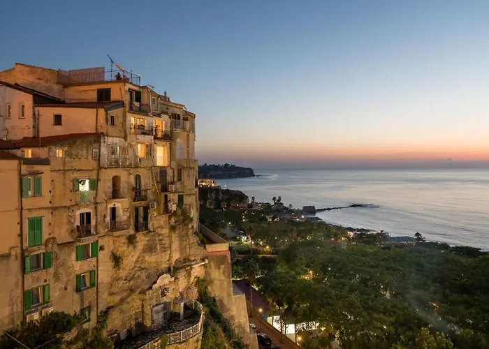 Villaggio Stromboli Hotel 4*