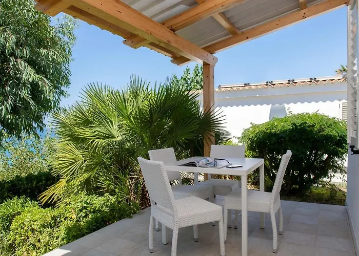 Villaggio Stromboli Santa Domenica (Vibo Valentia)