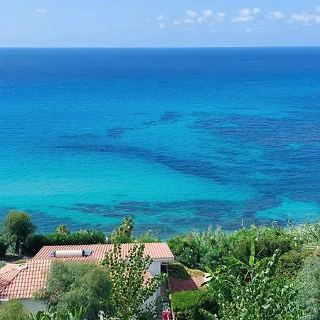 Villaggio Stromboli Hotel 4*