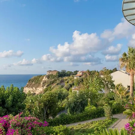 Villaggio Stromboli 4*