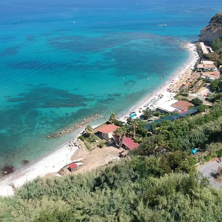 Villaggio Stromboli Hotel 4*