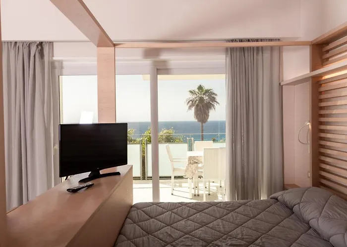 维拉吉欧斯特龙博利酒店 圣多米尼卡