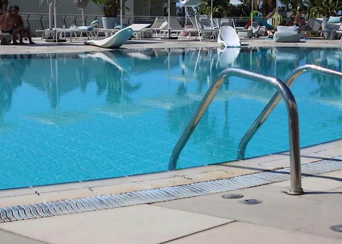 维拉吉欧斯特龙博利酒店 酒店 圣多米尼卡