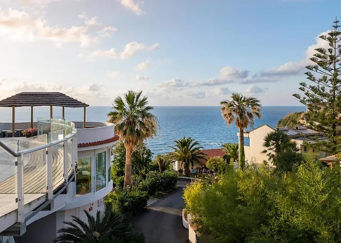 Villaggio Stromboli Santa Domenica (Vibo Valentia)