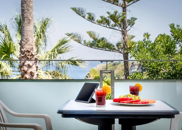 Villaggio Stromboli 4*