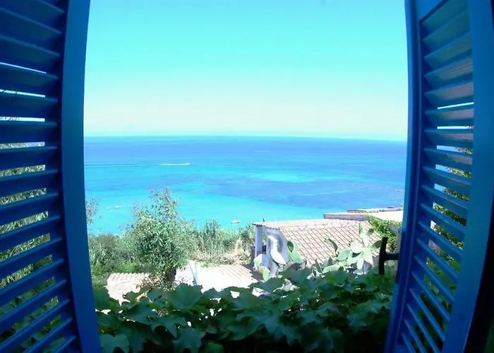 מלון Villaggio Stromboli סנטה דומניקה